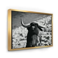 DesignArt 'Crno -bijeli portret španjolskog bika II' Farmhouse uokvirenog platna zidne umjetničke tiska